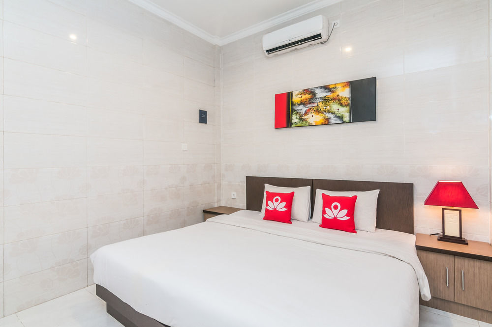 Angkul Angkul Beach Inn Kuta By Kamara ภายนอก รูปภาพ