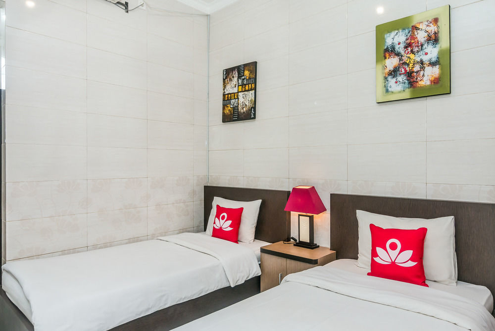 Angkul Angkul Beach Inn Kuta By Kamara ภายนอก รูปภาพ